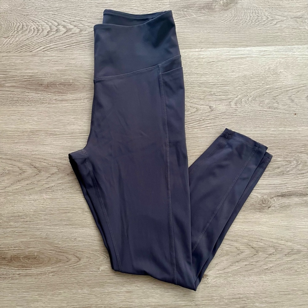 Dark gray leggings